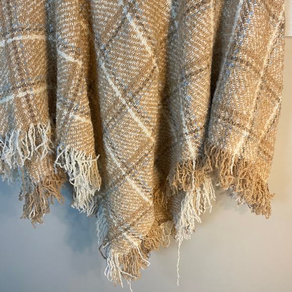 Boyne Valley Weavers Irish Vtg Wool & Alpaca Knit Plaid Poncho Cape Tan/White OS - Picture 5 of 11